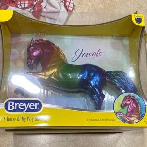 Breyer Horse JEWELS Fall 2022 Rainbow Decorator FIGHTING STALLION NEW 1:9 Scale